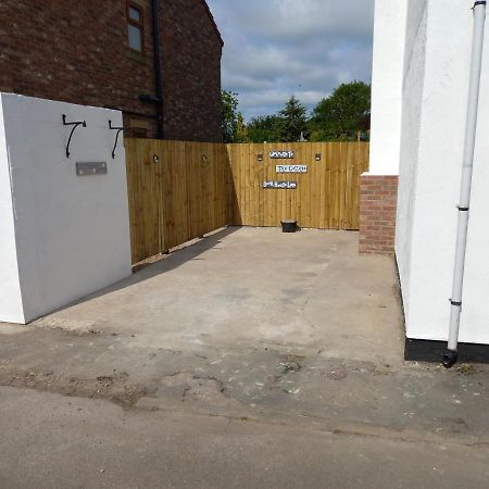 Pet Friendly Beautiful Detached Cottage Close To Spurn Point, Easington And Withersea Кингстон-апон-Халл Экстерьер фото